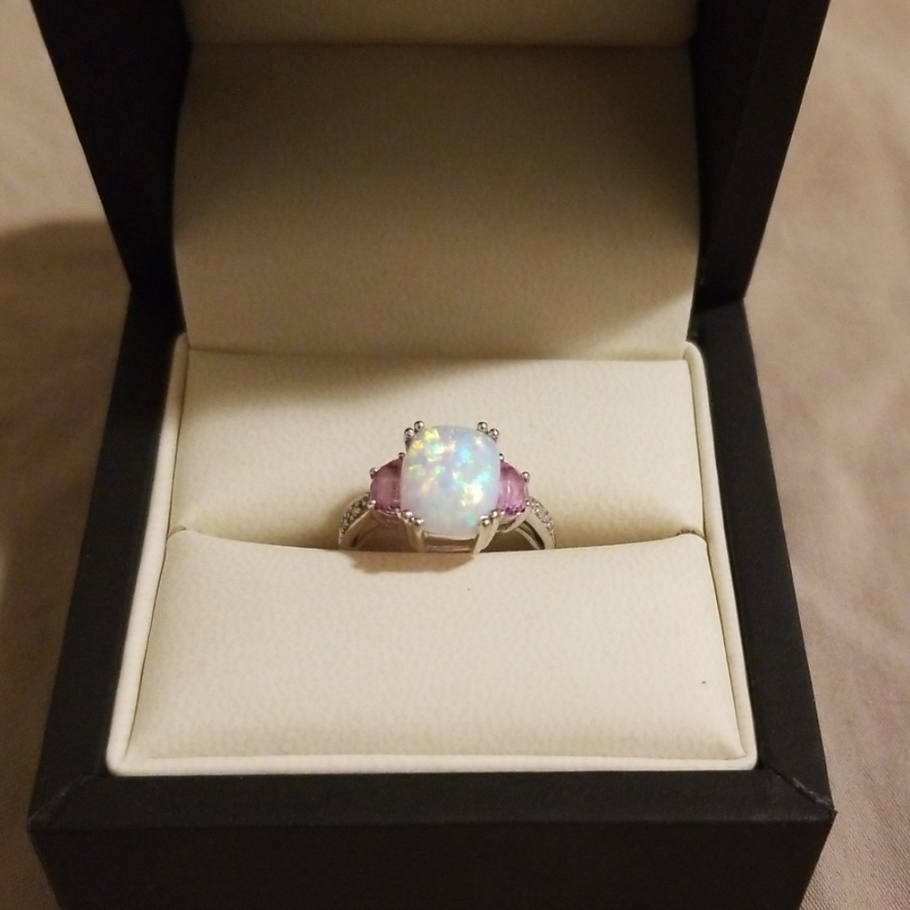 Opal gemstone ring